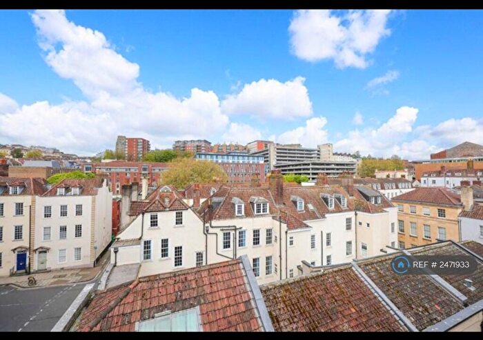 1 Bedroom Flat To Rent In Protheroes House, Bristol, BS1