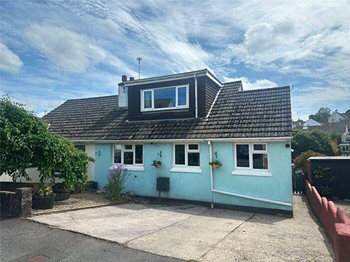 4 Bedroom Bungalow For Sale In Manor Close, Abbotskerswell, Newton Abbot, TQ12
