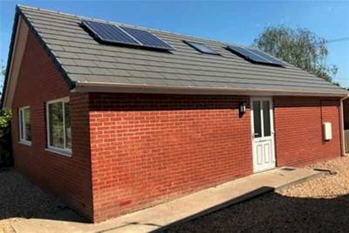 2 Bedroom Detached Bungalow To Rent In Henstridge, BA8