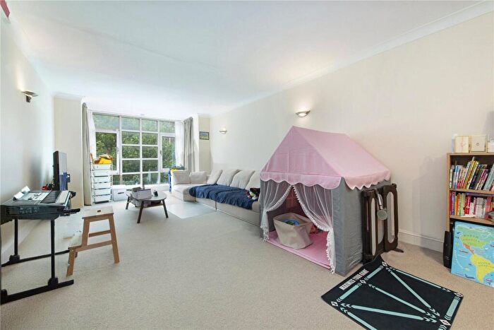 2 Bedroom Apartment To Rent In Abbey Road, St John's Wood, London, NW8
