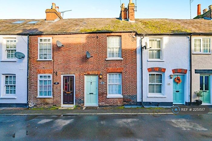 2 Bedroom Terraced House To Rent In George Street, Markyate, St. Albans, AL3
