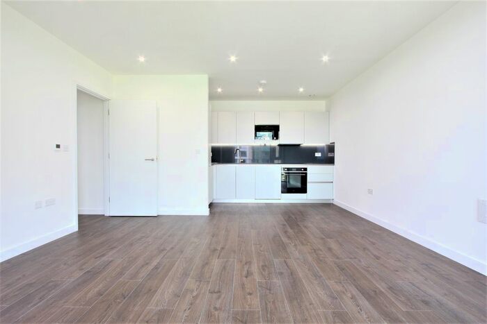 1 Bedroom Flat To Rent In Hartingtons Court, Coster Avenue, London, N4