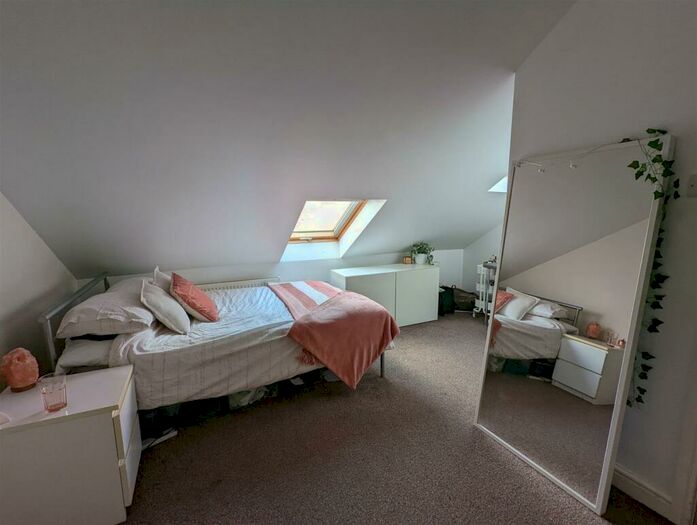 5 Bedroom Terraced House To Rent In **£pppw Excluding** Cycle Road, Nottingham, NG7