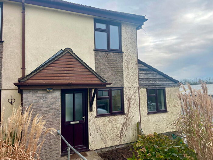 2 Bedroom Detached House To Rent In Hazeldene Close, Ivybridge, PL21