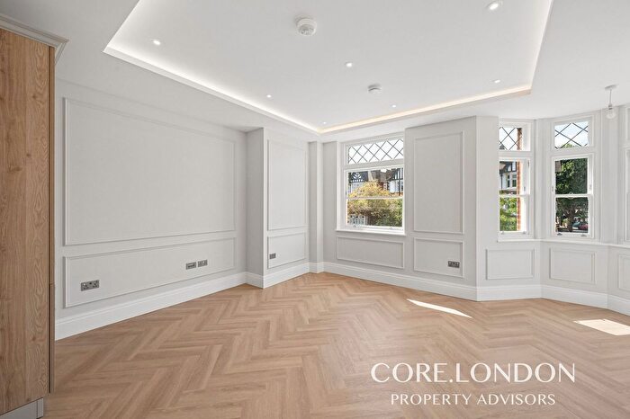 1 Bedroom Flat For Sale In Brooklands, Ealing Common, W3