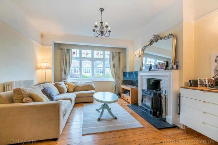 4 Bedroom Semi-Detached House To Rent In Woodcombe Crescent, Forest Hill, London, SE23