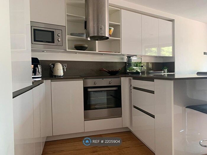 1 Bedroom Flat To Rent In Magna Riverside, Godalming, GU7