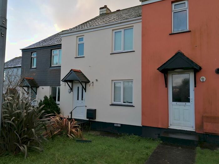 4 Bedroom Terraced House To Rent In Helston Road, Penryn TR10