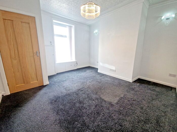 2 Bedroom Property To Rent In Alice Street, Darwen, BB3