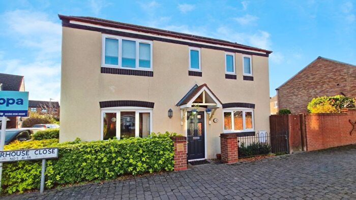 3 Bedroom Detached House For Sale In Moorhouse Close, Telford, TF1