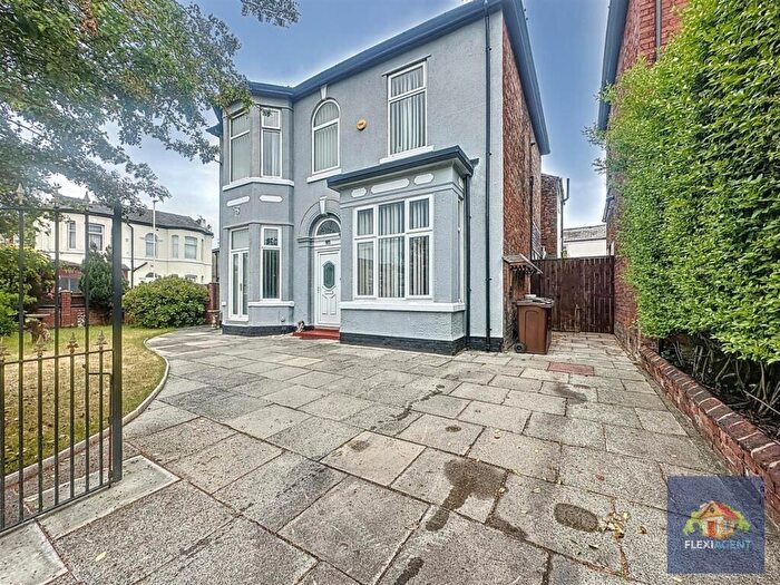 2 Bedroom Semi Detached House For Sale In Linaker Street, Southport, Merseyside, PR8