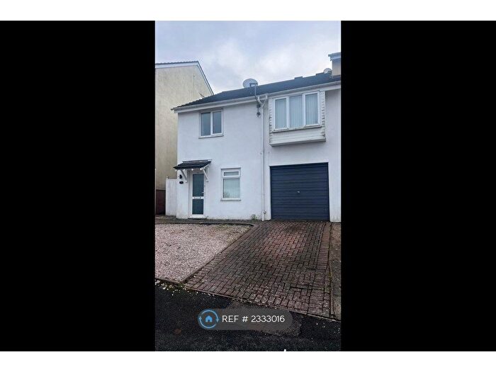 3 Bedroom Semi-Detached House To Rent In Exe Hill, Torquay, TQ2