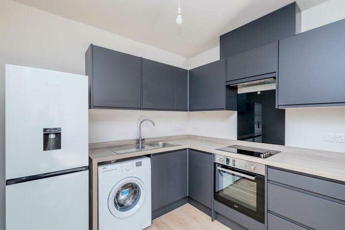 2 Bedroom Flat To Rent In Goldstone Villas, Hove, East Sussex, BN3
