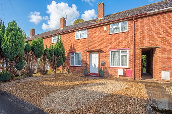 4 Bedroom Terraced House For Sale In Bluebell Road, Eaton, NR4