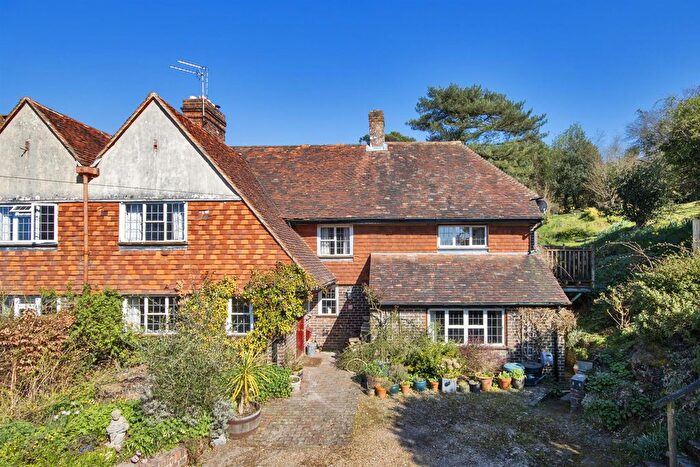 3 Bedroom Semi-Detached House For Sale In Truggers Lane, Chiddingstone Hoath, TN8