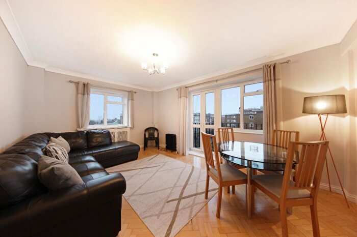 2 Bedroom Flat To Rent In Fettes House, Wellington Road, NW8