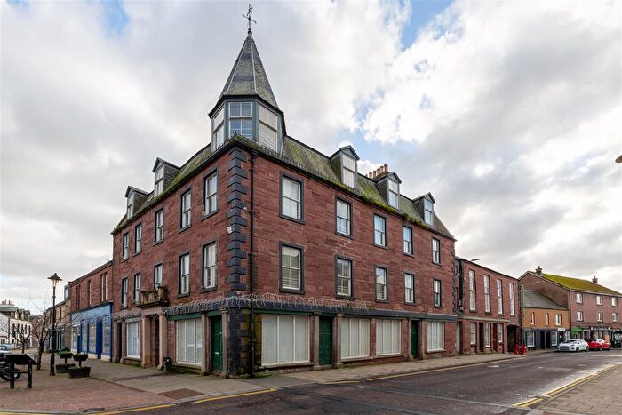 2 Bedroom Flat For Sale In George Street, Coupar Angus, Blairgowrie, PH13