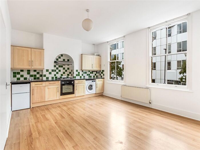 2 Bedroom Flat To Rent In Aubert Park, London, N5