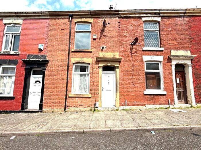 2 Bedroom Terraced House For Sale In Dyson Street, Blackburn. Lancs., BB2