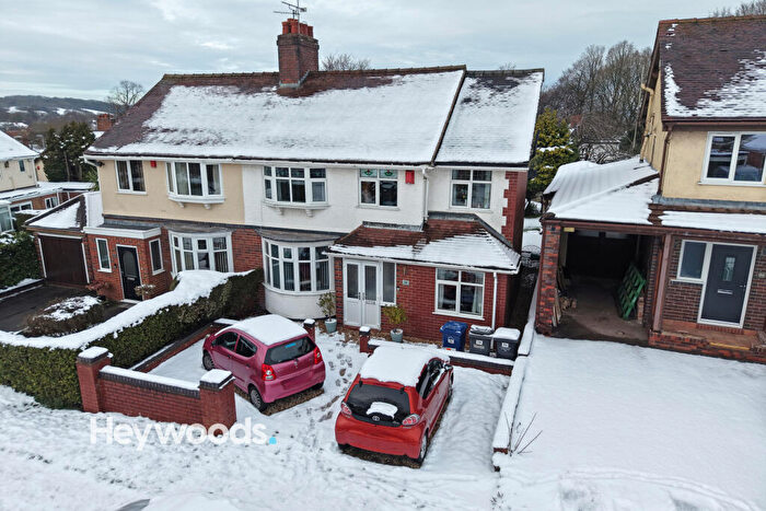 5 Bedroom Semi Detached House For Sale In Eleanor Crescent, Westlands, Newcastle-under-Lyme, Staffordshire, ST5