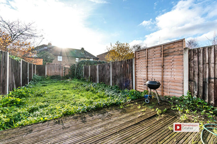 4 Bedroom Terraced House To Rent In Manchester Grove, London, E14