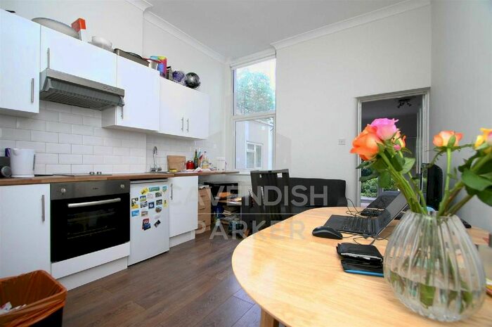 1 Bedroom Flat To Rent In Manstone Road, Kilburn, London, NW2