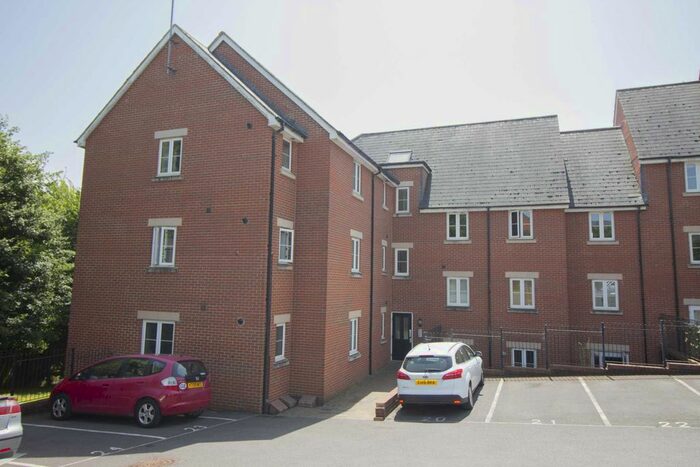 2 Bedroom Flat To Rent In Providence Court, Frome, BA11