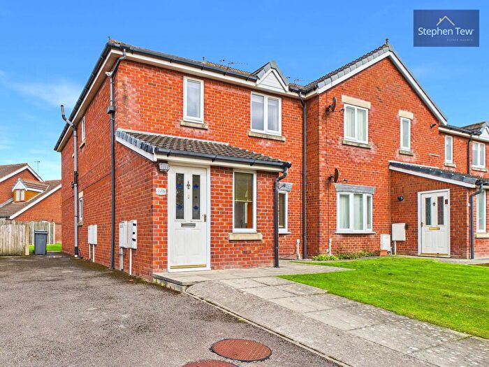 2 Bedroom Flat For Sale In Marshdale Road, Blackpool, FY4