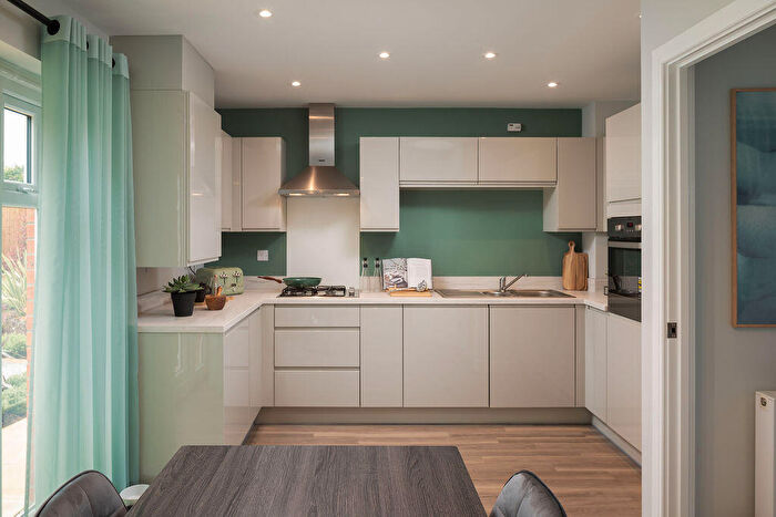 3 Bedroom Semi-Detached House For Sale In Musselburgh Way, Bourne, Lincolnshire, PE10