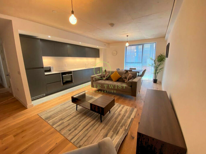 2 Bedroom Apartment To Rent In Finlays Yard, Mangle Street, M1