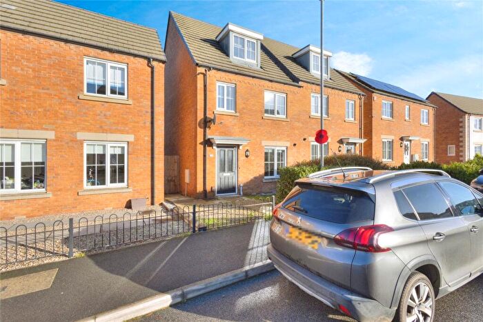 3 Bedroom Semi-Detached House For Sale In Mayfly Road, Northampton, Northamptonshire, NN4