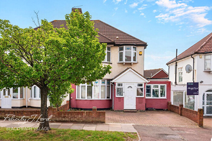 4 Bedroom Semi-Detached House For Sale In Broad Walk, London, SE3