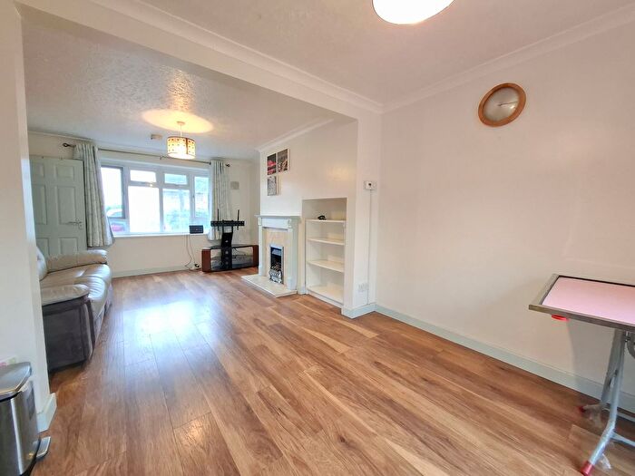 3 Bedroom Property To Rent In Martindale Road, Hemel Hempstead, HP1