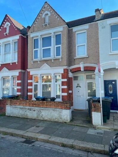 3 Bedroom Maisonette To Rent In Heaton Road, Mitcham CR4