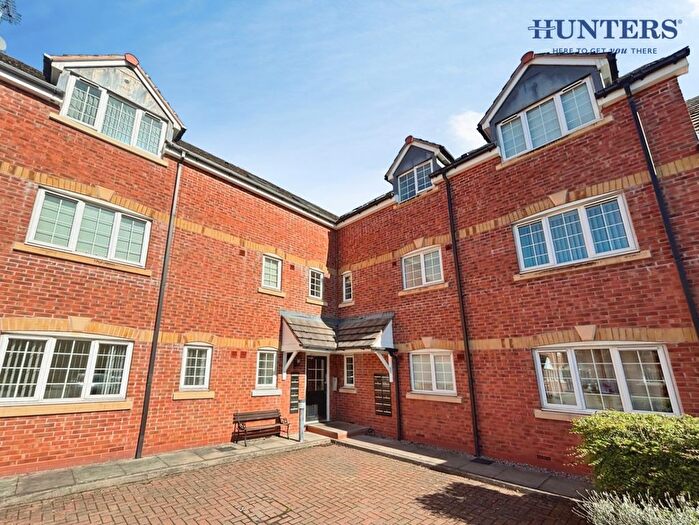 2 Bedroom Flat To Rent In Glovers Hill Court, Brereton, WS15