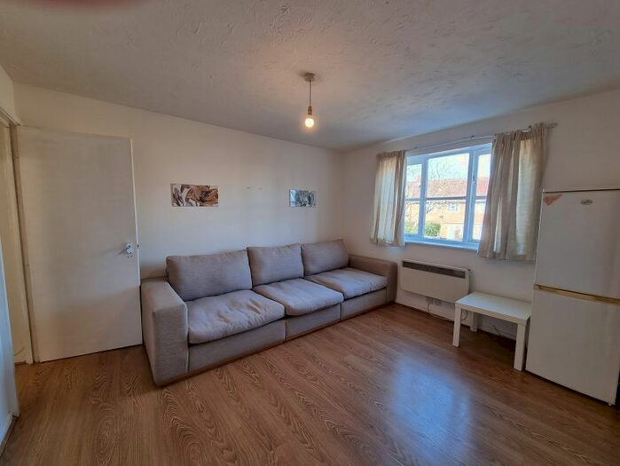 Studio To Rent In Somerset Gardens, Second Floor Studio, White Hart Lane, London, N17