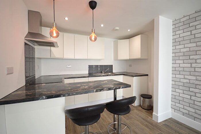 1 Bedroom Flat To Rent In Flat, Charles House, Manor Road, Selsey, Chichester, West Sussex, PO20