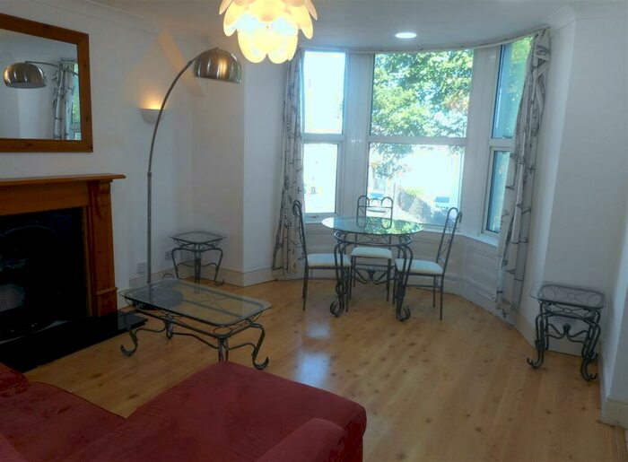 1 Bedroom Flat To Rent In Richmond Road, Cardiff, CF24