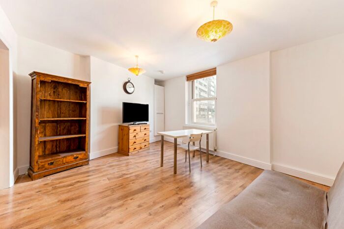 1 Bedroom Detached House To Rent In Drummond Street, Regents Park, London, NW1