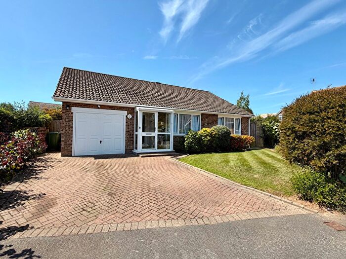 2 Bedroom Detached Bungalow For Sale In Roselands, Bexhill-On-Sea, TN39