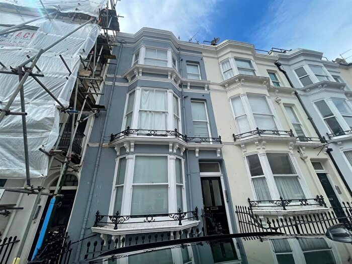 1 Bedroom Flat To Rent In Devonshire Place, Brighton, BN2