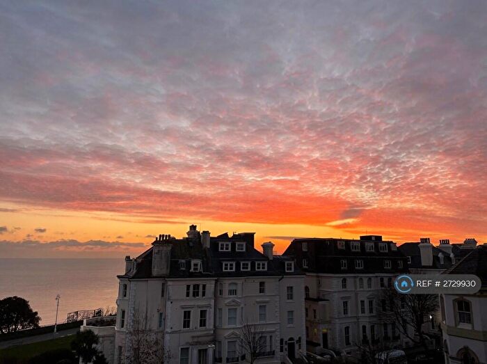 2 Bedroom Flat To Rent In Testwood Court, Folkestone, CT20