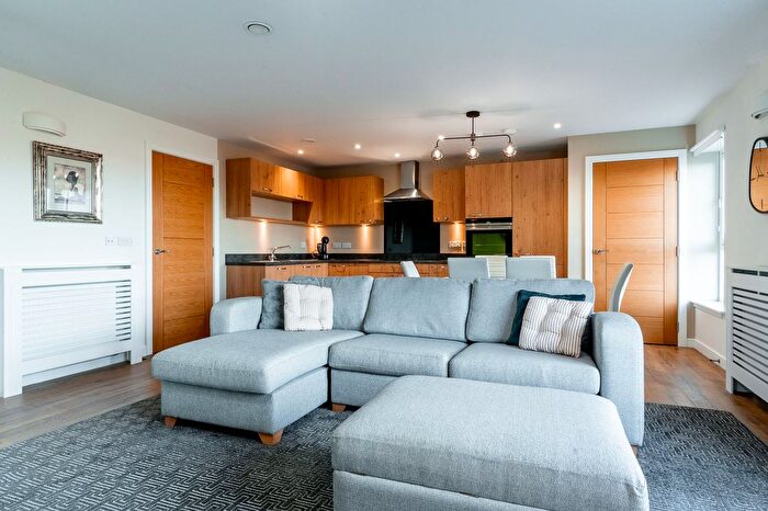 2 Bedroom Flat For Sale In Dalgety Road, Edinburgh, EH7
