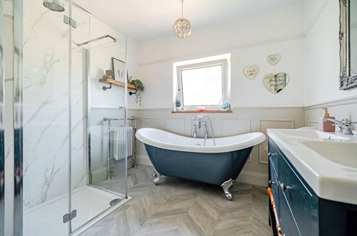 4 Bedroom Detached House For Sale In Southfield Avenue, Preston, Paignton, Devon, TQ3