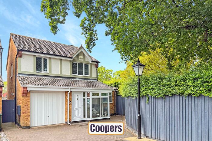 3 Bedroom Detached House For Sale In Grange Road, Longford, CV6