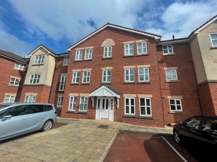 2 Bedroom Flat To Rent In Ladybower Close, Upton, Wirral, CH49