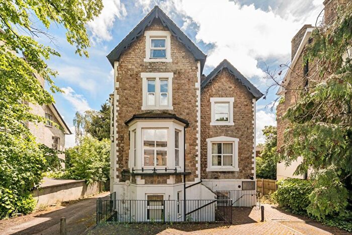1 Bedroom Flat To Rent In Hamlet Road, Crystal Palace, SE19