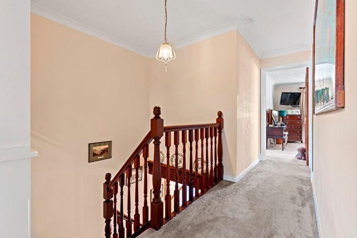 4 Bedroom Detached House For Sale In Newton Road, Newton, Swansea, SA3