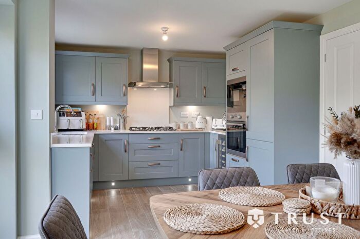 4 Bedroom Detached House For Sale In Churchyard Drive, East Ardsley, WF3