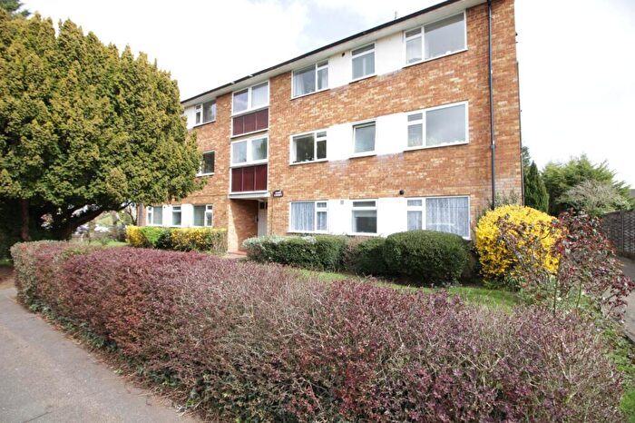 2 Bedroom Flat To Rent In Highview Road, Sidcup, DA14